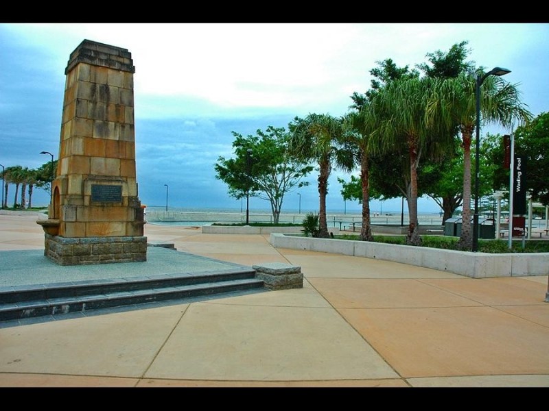 14 Adam ST, Redland Bay QLD 4165