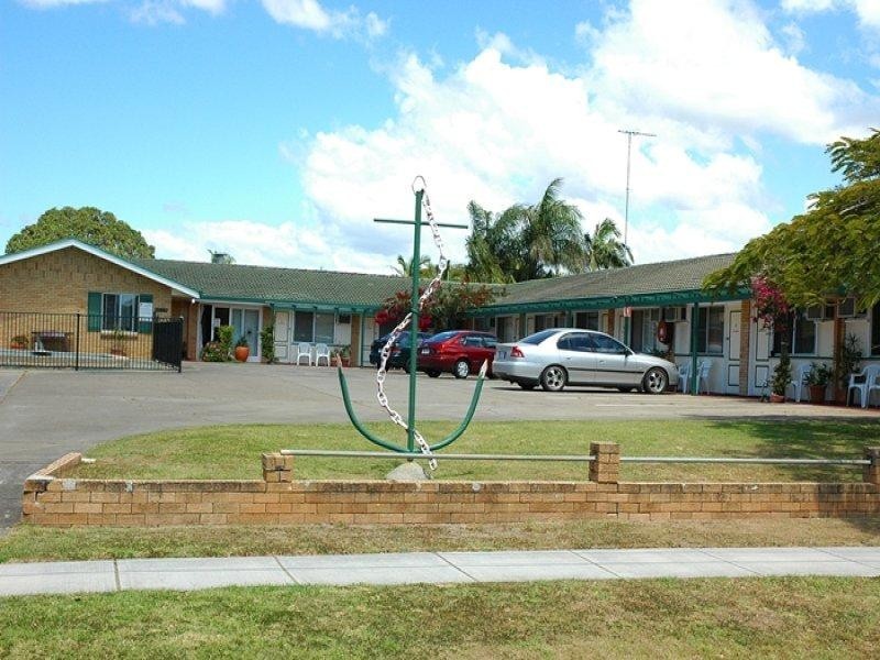 14 Adam Street, Wynnum QLD 4178