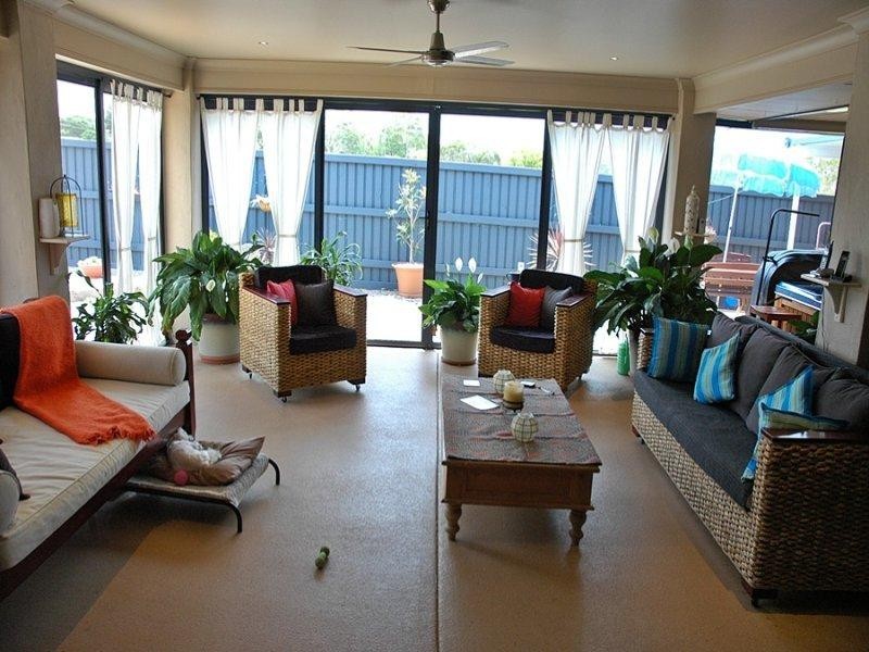 14 Gloria Pde, Redland Bay QLD 4165