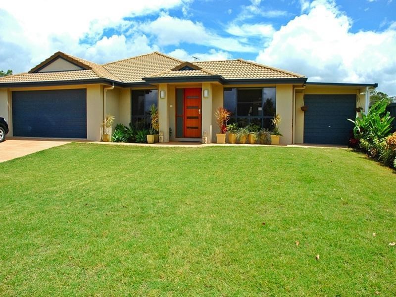 14 Gloria Pde, Redland Bay QLD 4165