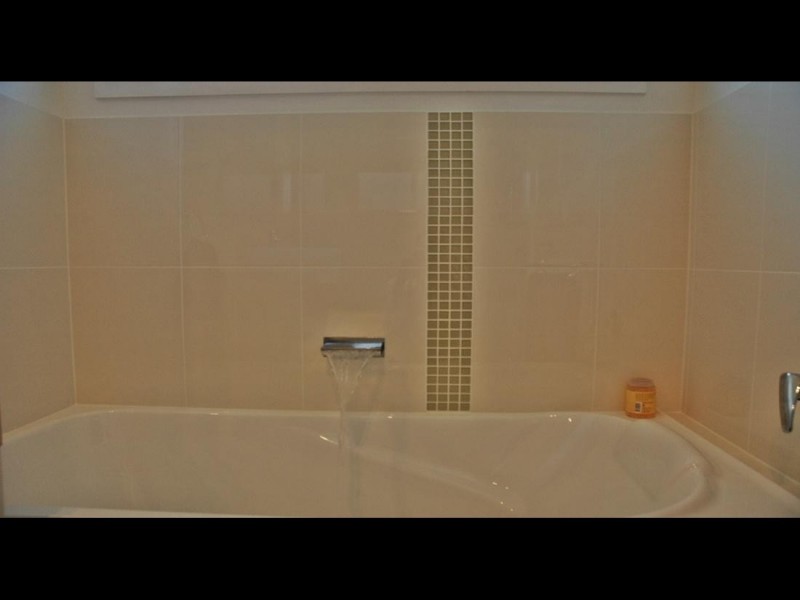 14 Magnetic Pl, Redland Bay QLD 4165