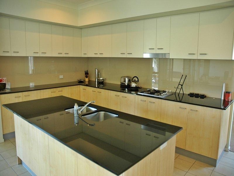 15 Hawksbury CR, Wakerley QLD 4154
