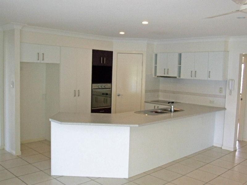 15 Portland Parade, Redland Bay QLD 4165
