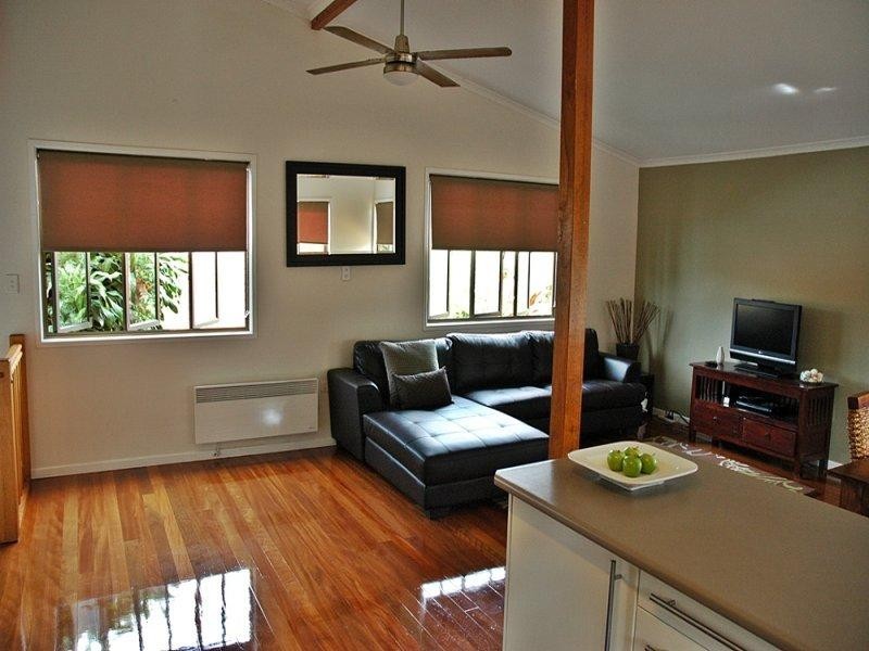 16 Mill ST, Redland Bay QLD 4165