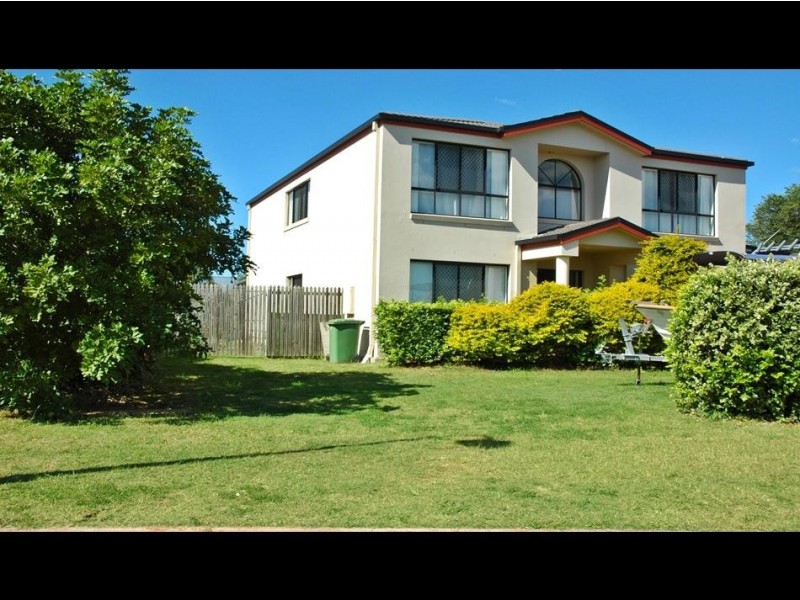 17 Kimbolton DR, Redland Bay QLD 4165
