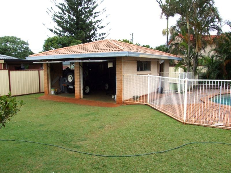 183 – 185 Broadwater Tce, Redland Bay QLD 4165