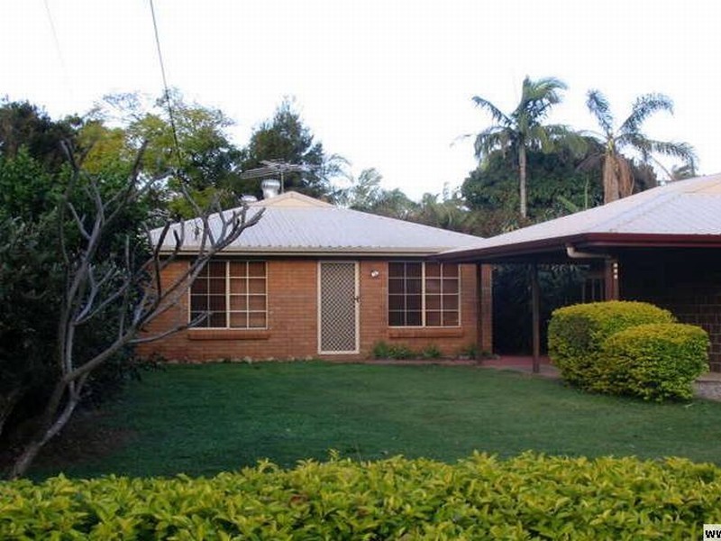 196 Mill Street, Redland Bay QLD 4165