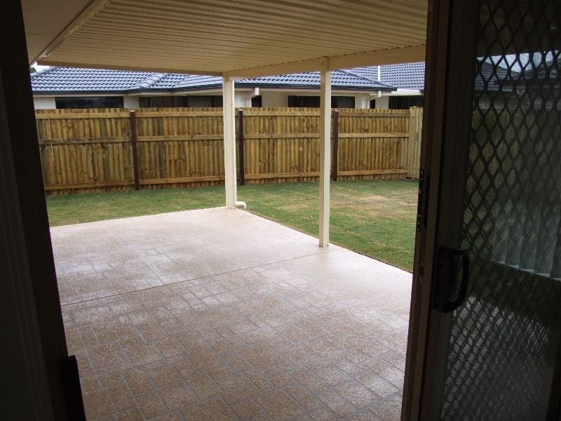 41 Sunningdale Drive, Redland Bay QLD 4165