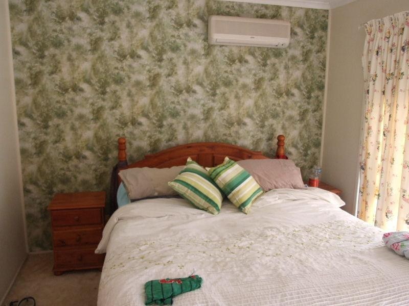 3 Vera Street, Redland Bay QLD 4165