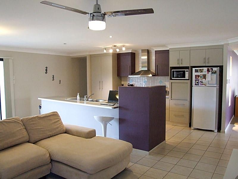 19 CASWELL CR, Redland Bay QLD 4165