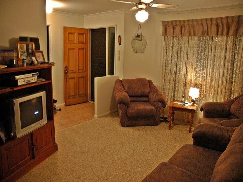 1 Links Court, Redland Bay QLD 4165