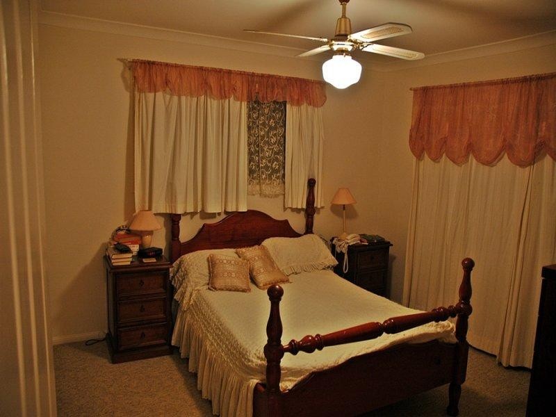 1 Links Court, Redland Bay QLD 4165