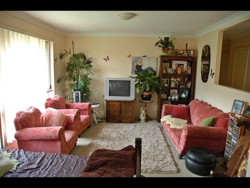 1 Viewfield St, Redland Bay QLD 4165