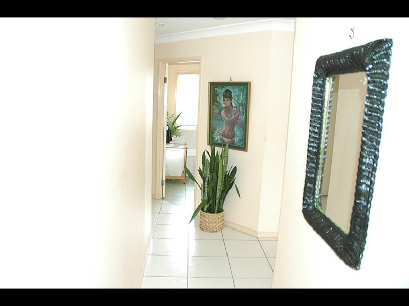 1 Viewfield St, Redland Bay QLD 4165