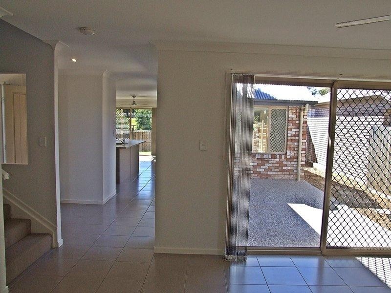 7 Indigo Street, Redland Bay QLD 4165