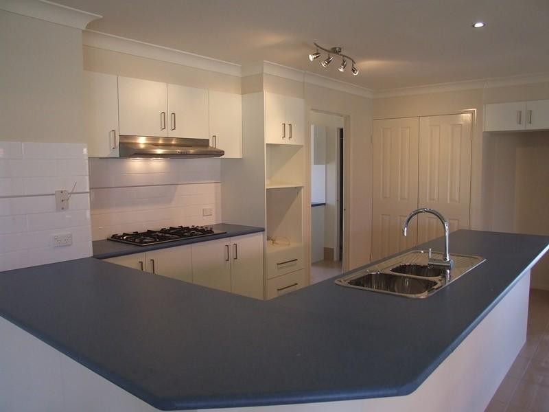 206 Pentecost Pl, Redland Bay QLD 4165