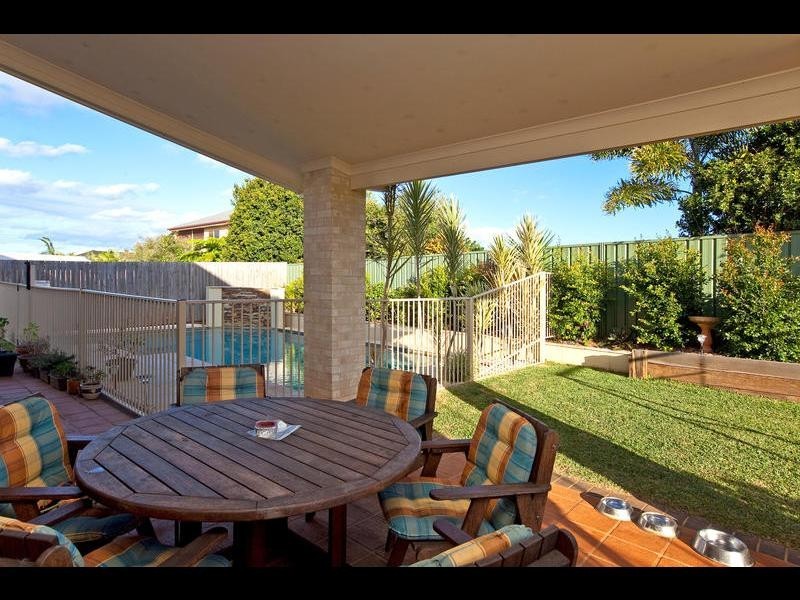 20 Bedarra St, Redland Bay QLD 4165