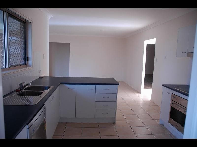 44 Lime Street, Redland Bay QLD 4165