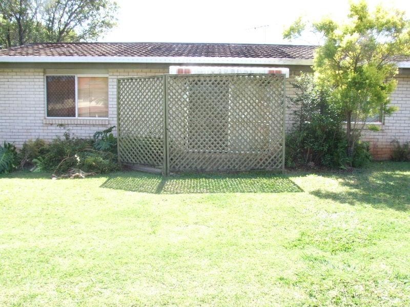 17 Marine Street, Redland Bay QLD 4165