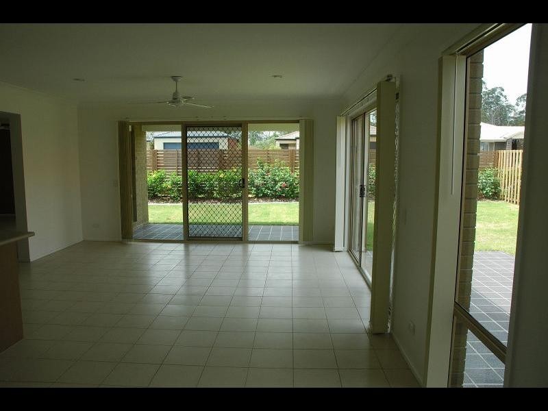 29 Aquatic Street, Berrinba QLD 4117