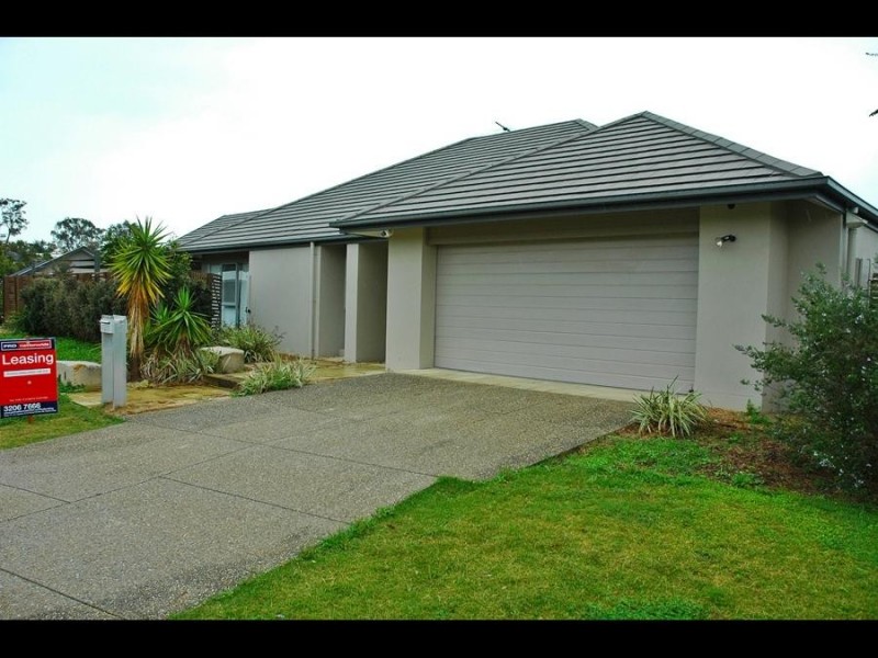 19 Franklin Street, Wakerley QLD 4154