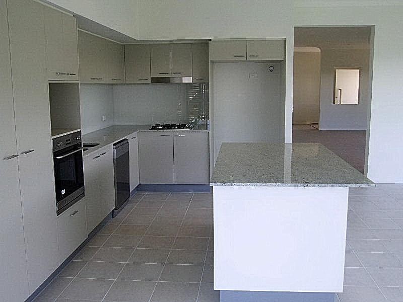 19 Franklin Street, Wakerley QLD 4154