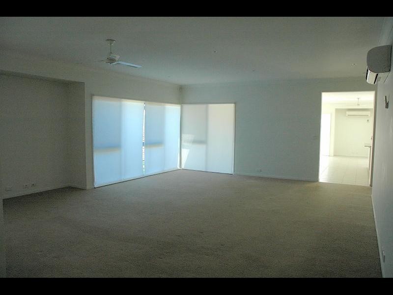 19 Franklin Street, Wakerley QLD 4154