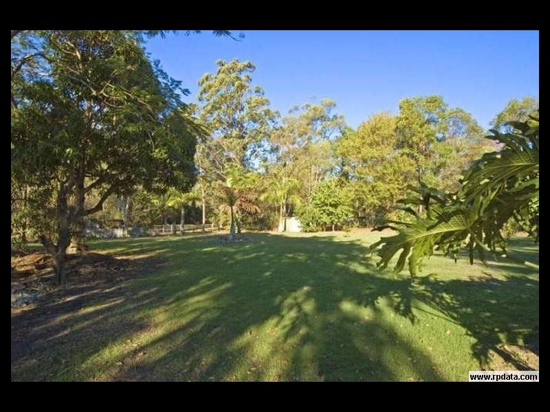 33 Dean Road, Alexandra Hills QLD 4161