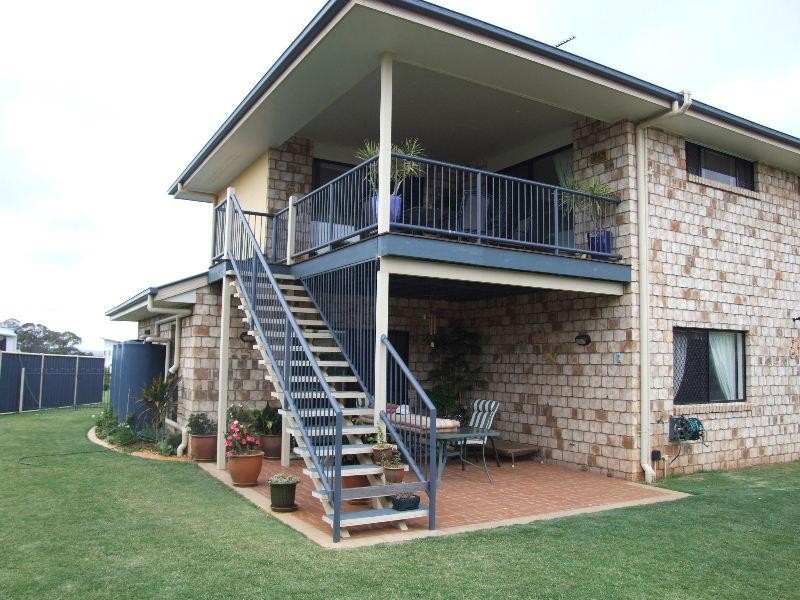 6 Saltwater Place, Redland Bay QLD 4165