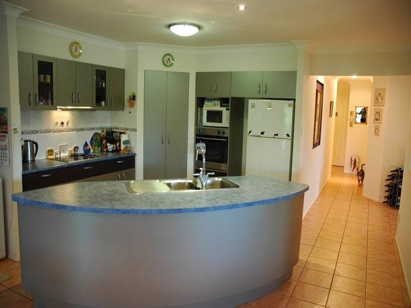 21 Keirnan Street, Redland Bay QLD 4165