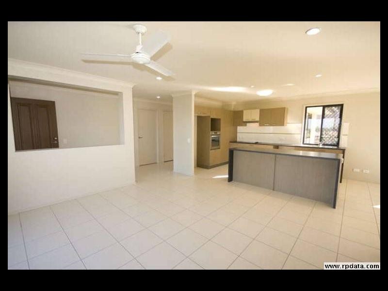 21 Aqua Crescent, Redland Bay QLD 4165