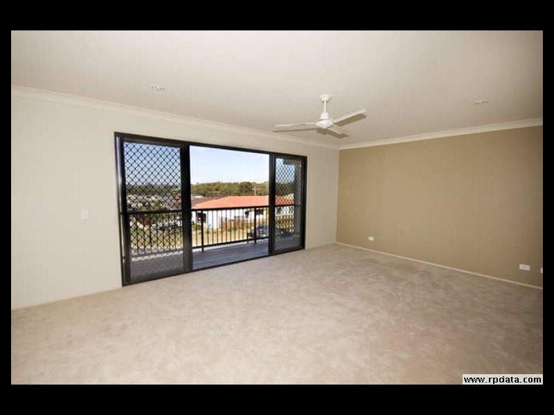 21 Aqua Crescent, Redland Bay QLD 4165