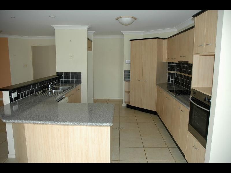 51 Bedarra Street, Redland Bay QLD 4165