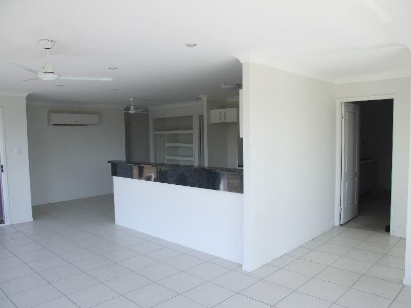33 Easy Street, Loganholme QLD 4129
