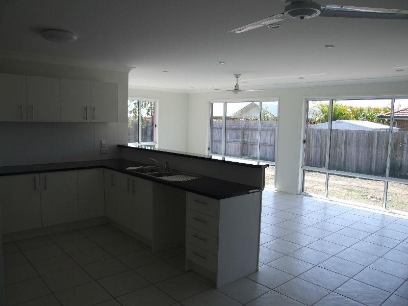 33 Easy Street, Loganholme QLD 4129