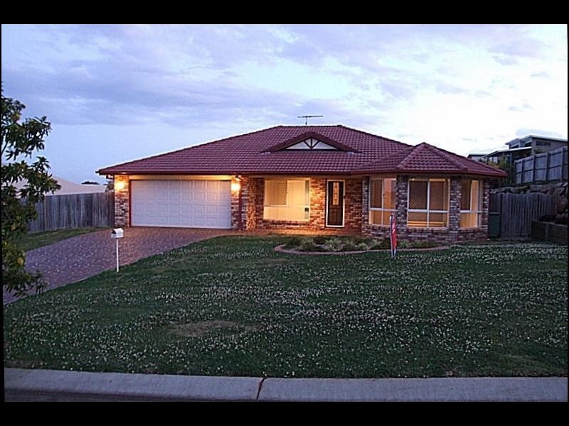 7 Keirnan Street, Redland Bay QLD 4165