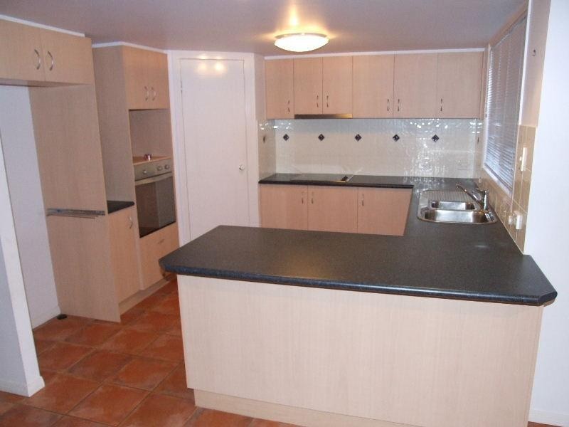 7 Keirnan Street, Redland Bay QLD 4165