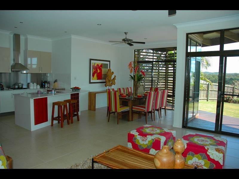 31 Bedarra Street, Redland Bay QLD 4165