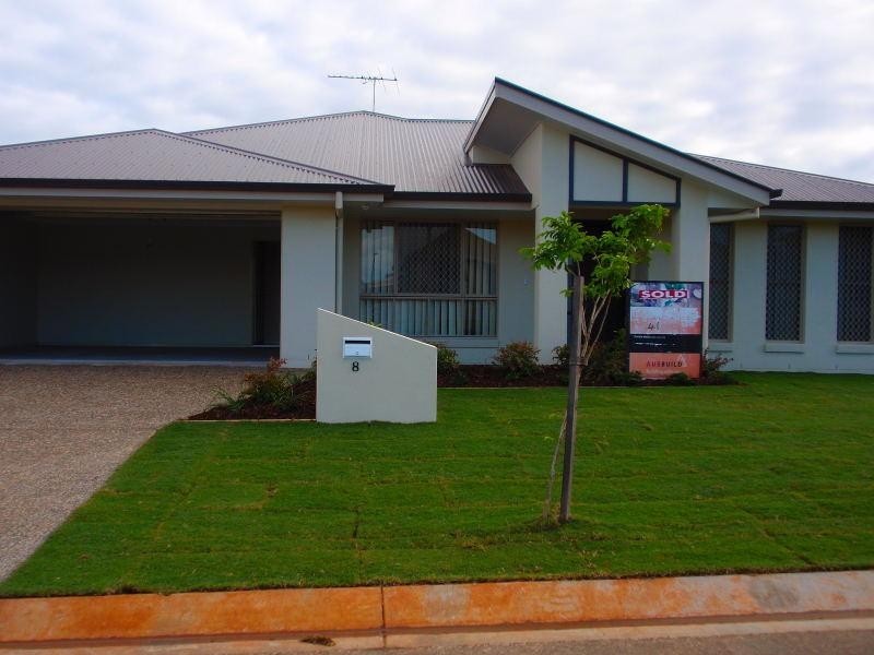 8 Torello Crescent, Victoria Point QLD 4165