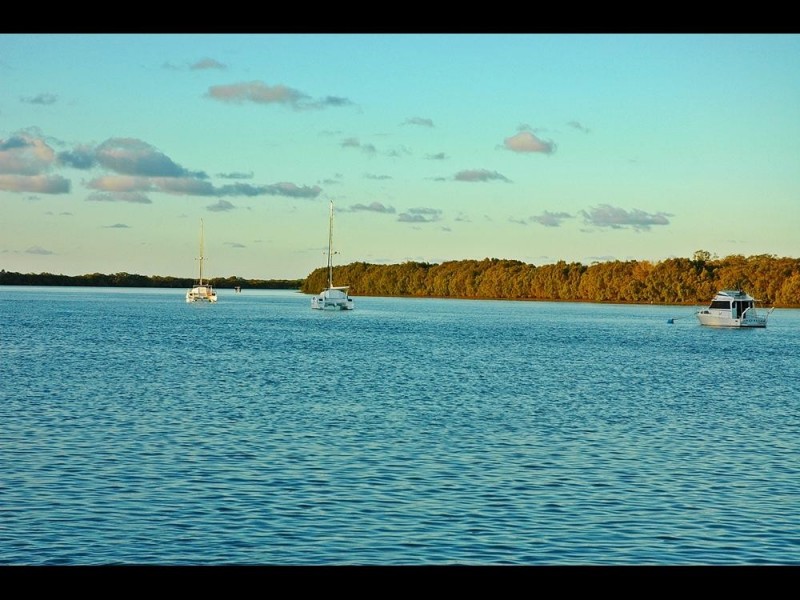 3 Albert ST, Redland Bay QLD 4165