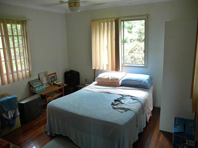 3 Albert ST, Redland Bay QLD 4165