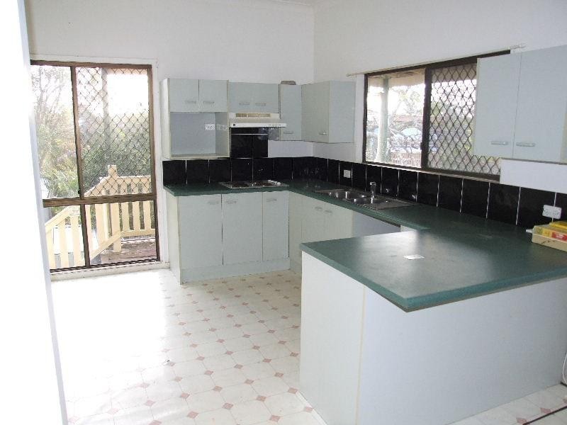 3 Gladstone Street, Redland Bay QLD 4165