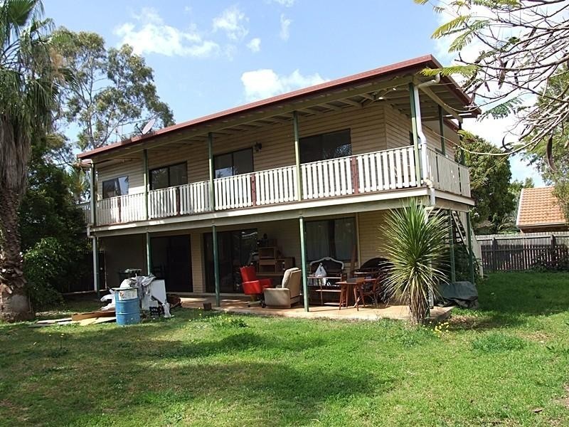 3 Gladstone Street, Redland Bay QLD 4165
