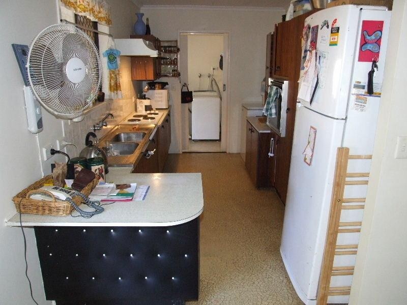 3 Vera Street, Redland Bay QLD 4165