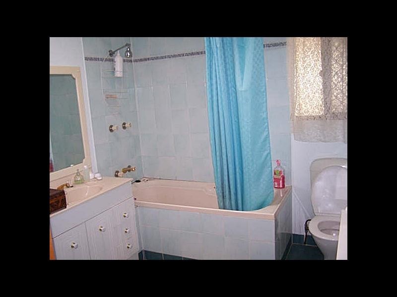 42 Cunningham Ave, Russell Island QLD 4184