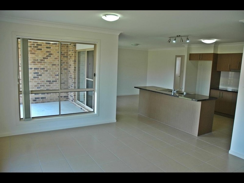 14 Lizard Place, Redland Bay QLD 4165