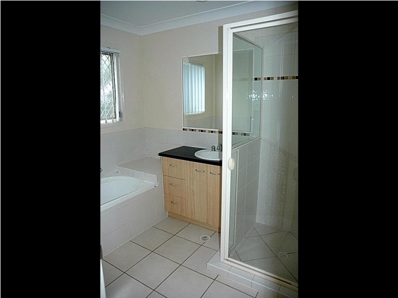 30 Hayman Street, Redland Bay QLD 4165