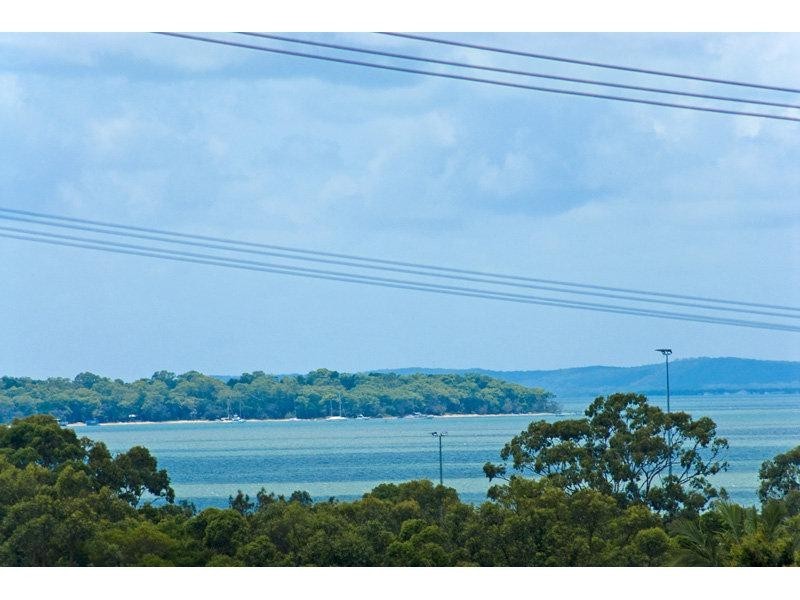 9 Nevis Court, Redland Bay QLD 4165