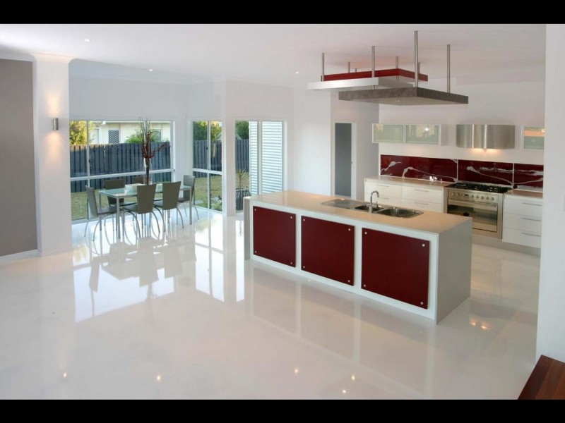 11 Saltwater Place, Redland Bay QLD 4165