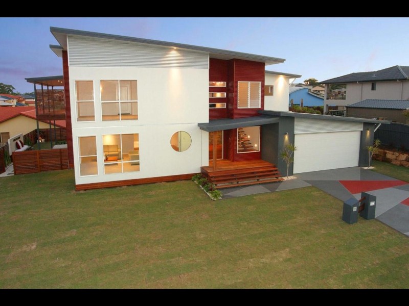 11 Saltwater Place, Redland Bay QLD 4165